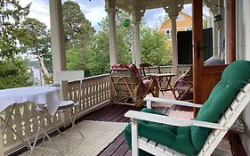 B&B Direktörsvillan Oaxen